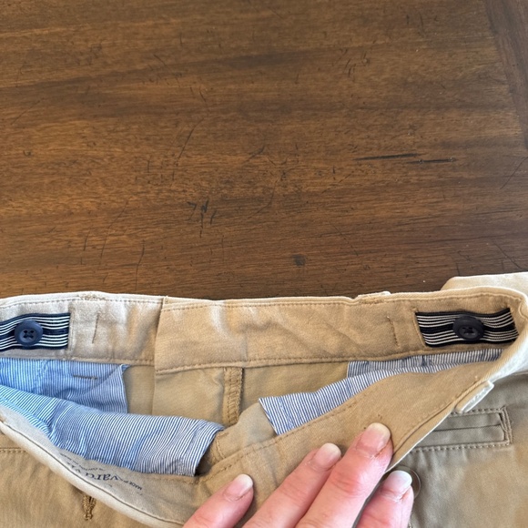 Vineyard Vines Boys Khaki Pants Adjustable Waist Classic Whale Logo size 7 - Picture 6 of 8